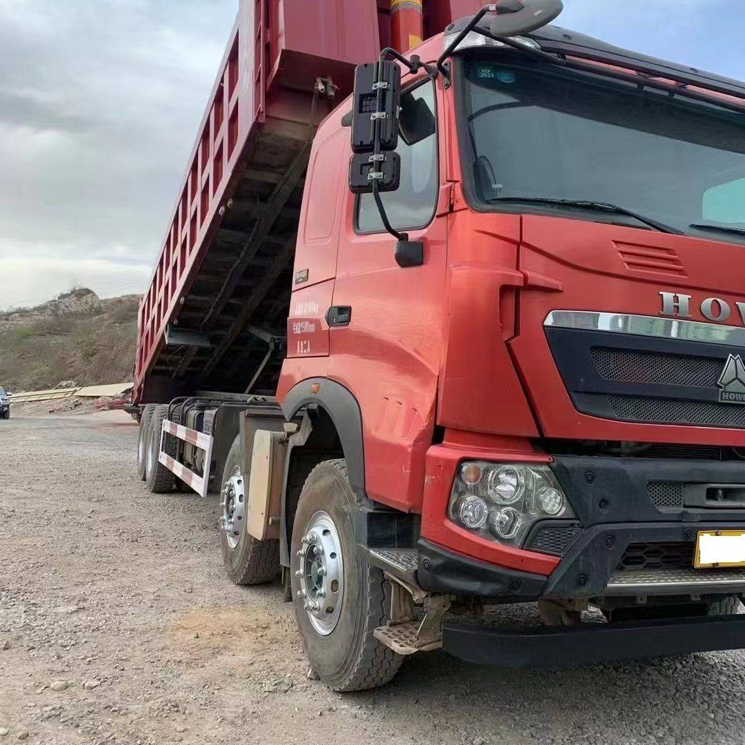 W jaki sposób używana ciężarówka HOWO spełnia wymagania rynków transportu ciężkiego?